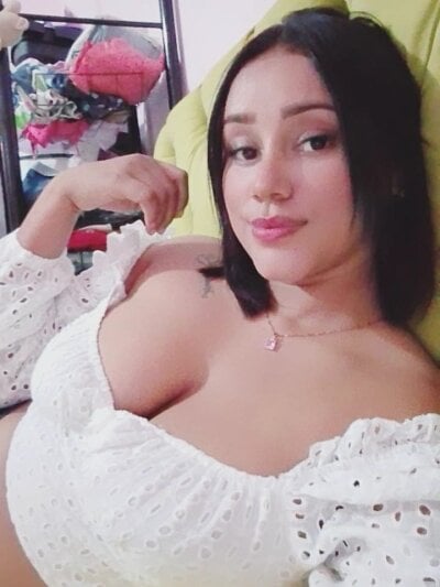 Latinabueno25 - Stripchat Glamour Blowjob Cam2cam Girl 