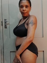 ebonycrave4u's webcam live show