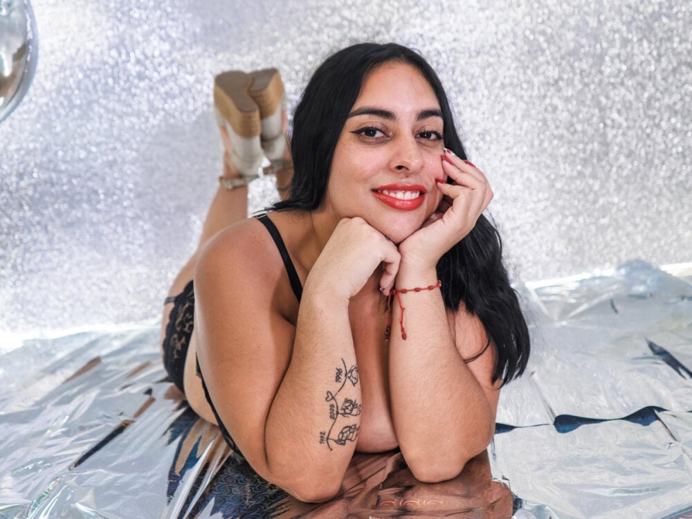 stripchat geminisclark webcam profile pic via sexcityguide.com