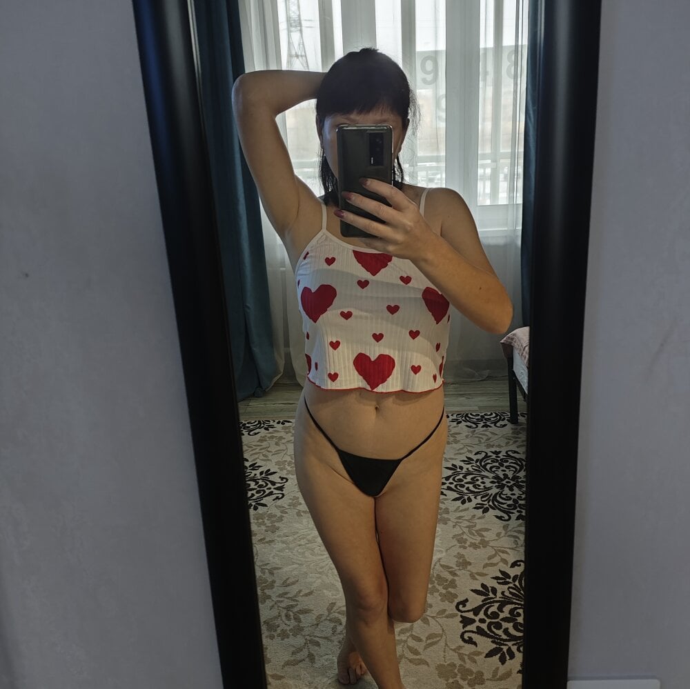 pornsexycams.com hilarylover livesex profile in 0-fairies-live-in-the-forest cams