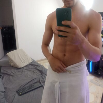 cris_lacobra1 from stripchat