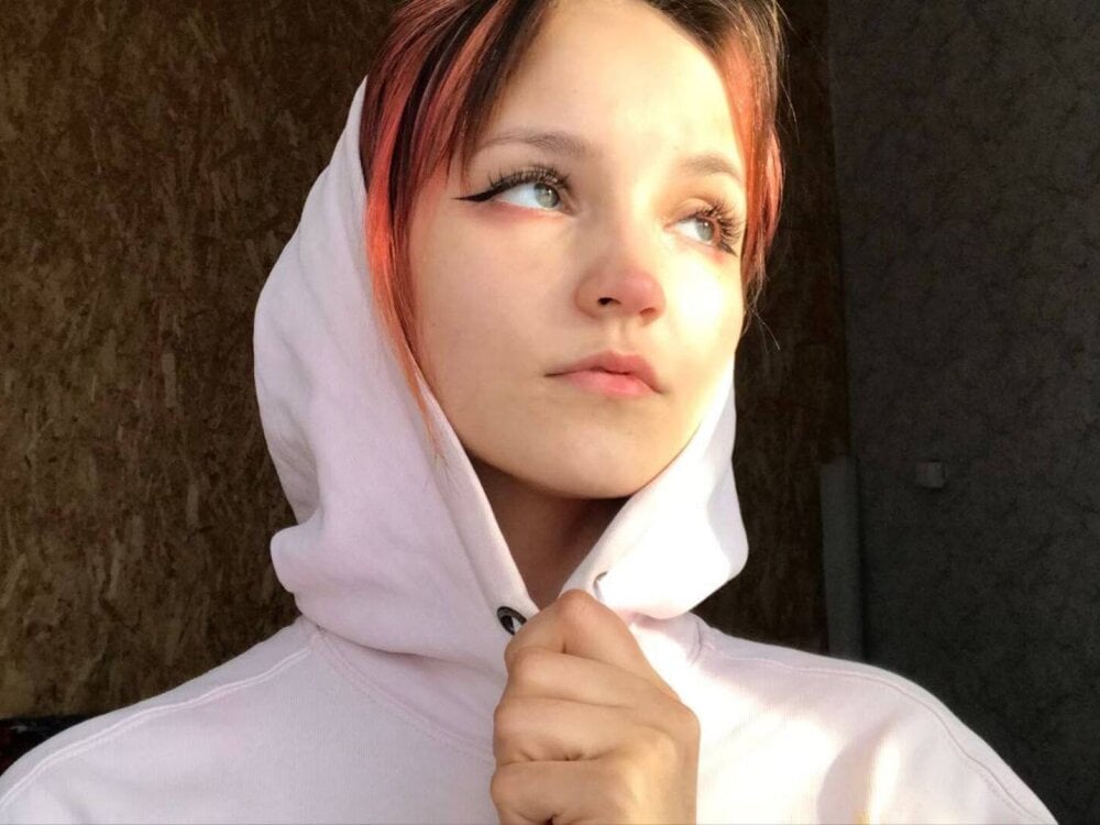 webcam-sexe.net anahaerter livesex profile in white-hair cams