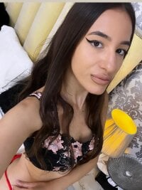 DeeaLust's Offline Chat Room
