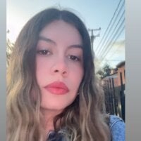 Emi_belle69's webcam live show