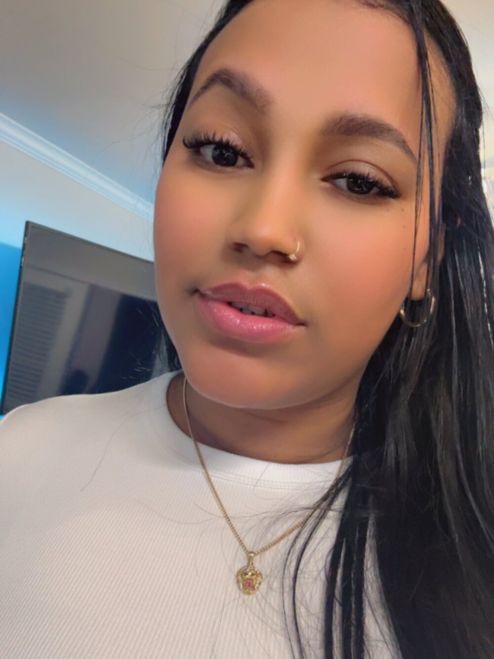 YummyMisconduct628 Offline XXX Chat