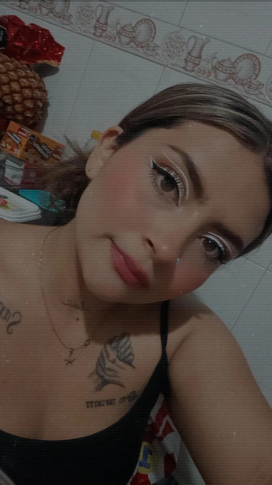 Lauraa_Gomezz1