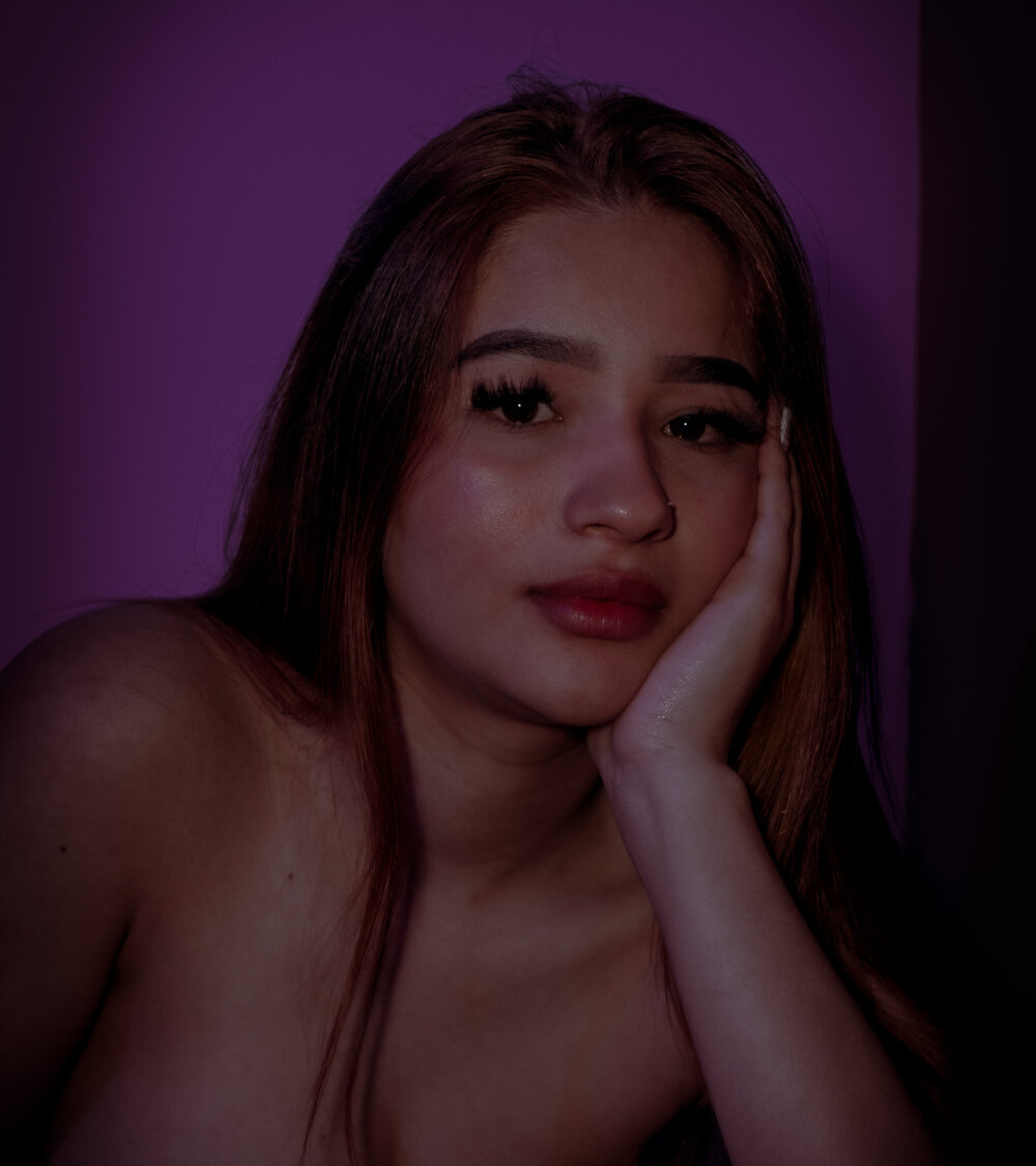 Live sex webcam photo for Lily_Turner_ #289969081