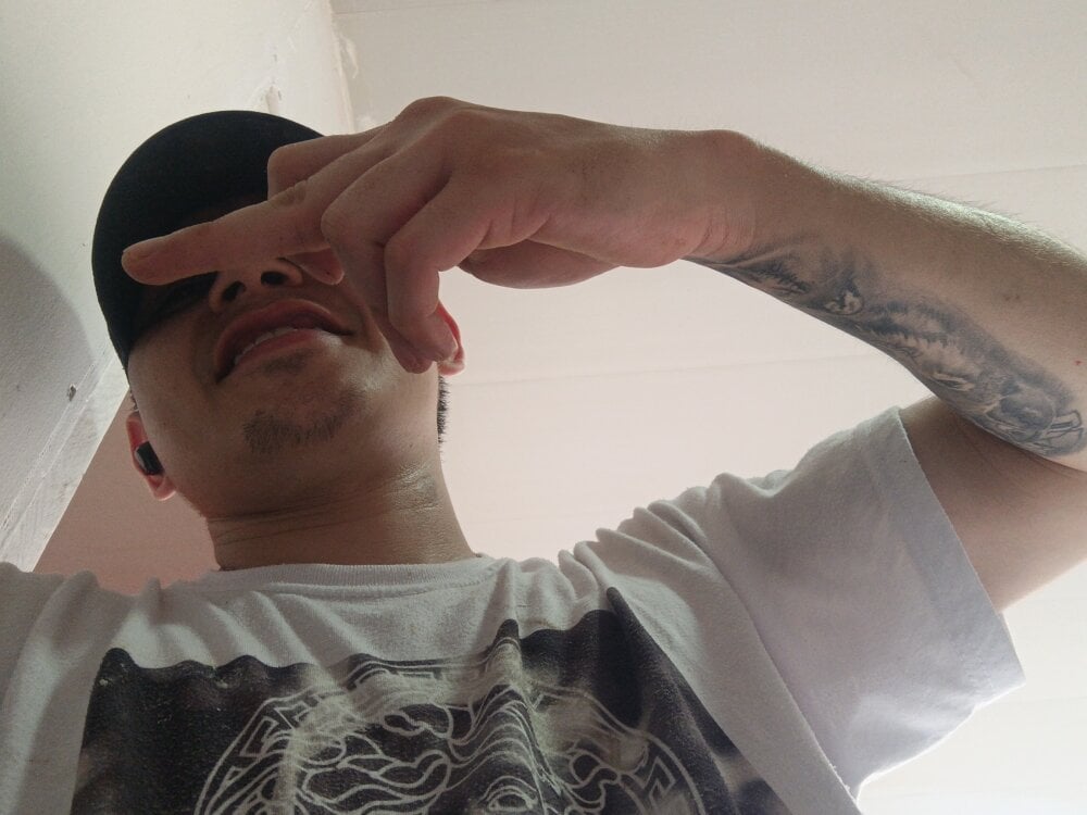 herne12 from stripchat