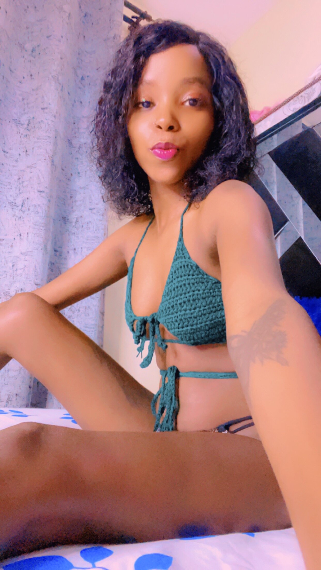Smiley_Yvette