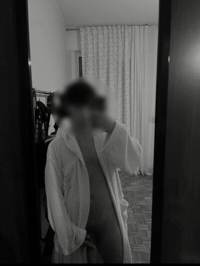 Alessrtiii