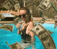 Blonde__Diamond's Offline Chat Room