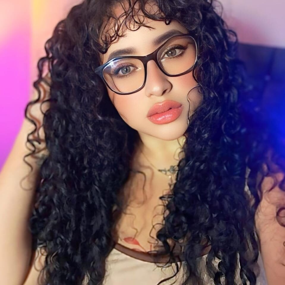 criiis_laurenss 離線 XXX 聊天