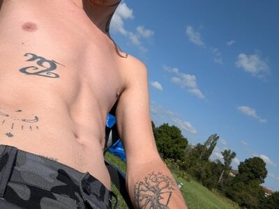 PlaisirInavouables Male Masturbation Webcam Nude