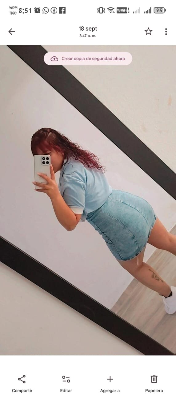 pamela_charlote_anal