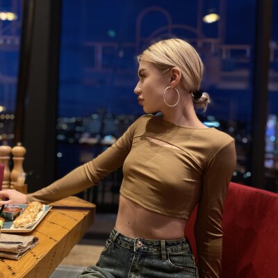kissavrora from stripchat