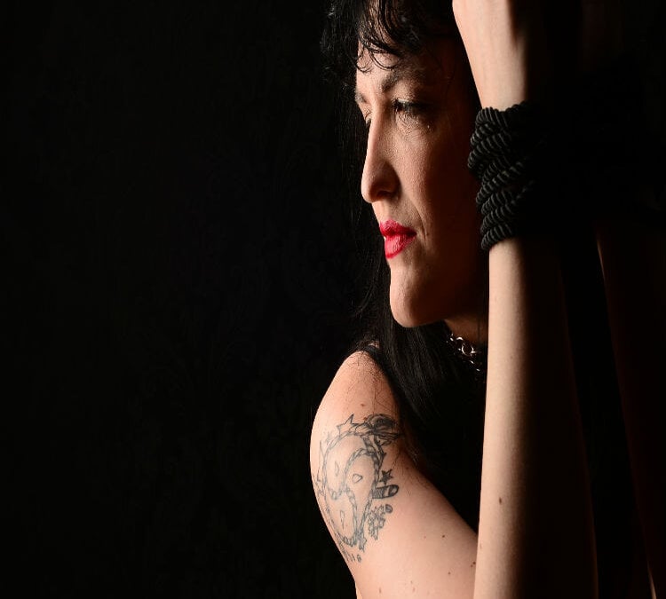 ladyfrombonn profile