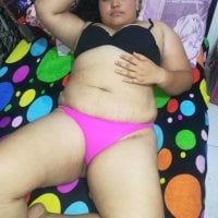 Sandra69xx's Offline Chat Room