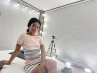 hornylatinas11's Offline XXX Chat