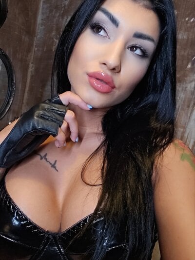 online porn chat ElyshaDiamond