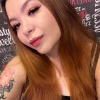 LumaRose's webcam live show