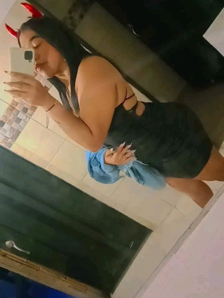 mega-camsex.com aprilbelmore livesex profile in latino cams