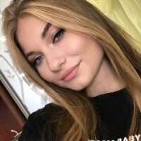 LemonShakeee's Offline Chat Room