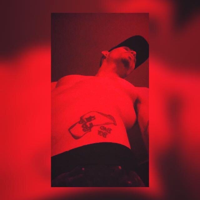 Live sex webcam photo for Zayn_presley #289622807