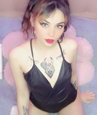 sophieswiftt 🐧 free naked stream
