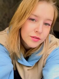 KateBrownb's Offline Chat Room