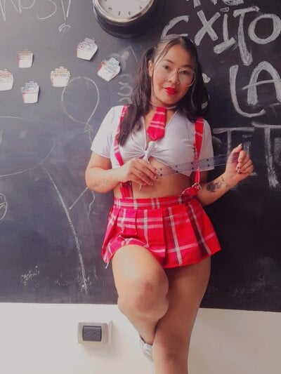 MilaaAdams - Stripchat Glamour Best Blowjob Girl 