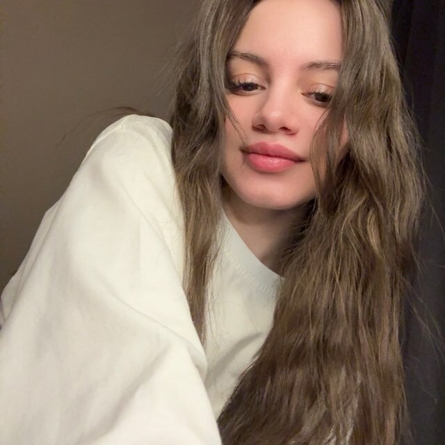 stripchat bloom_faye webcam profile pic via amateursex-livecam.com