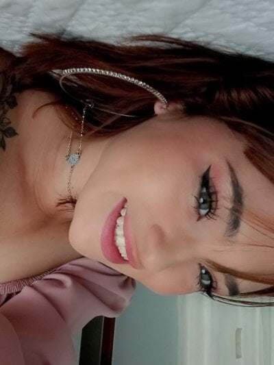 Alyson_pink10