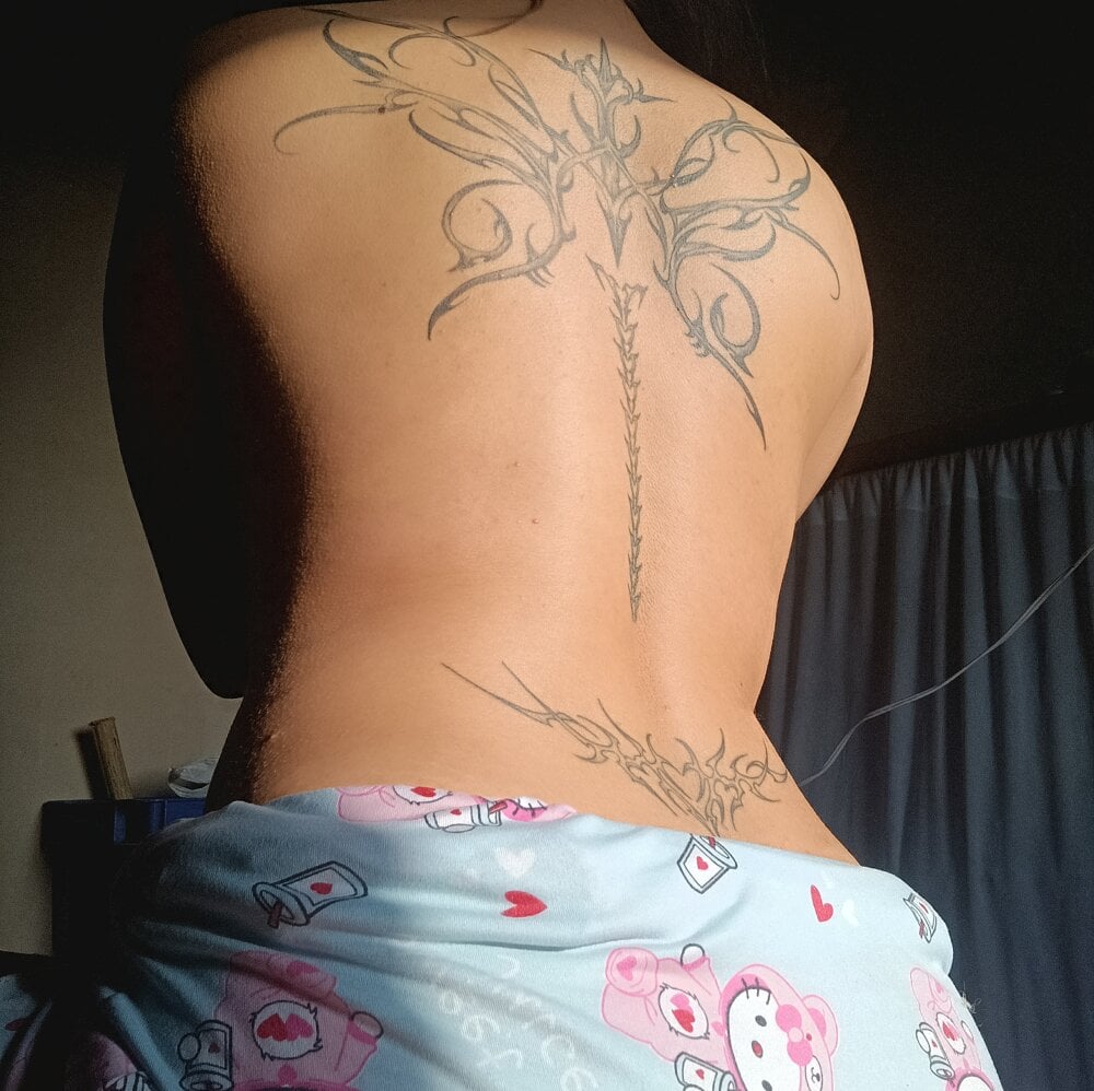 Aly_Ass profile