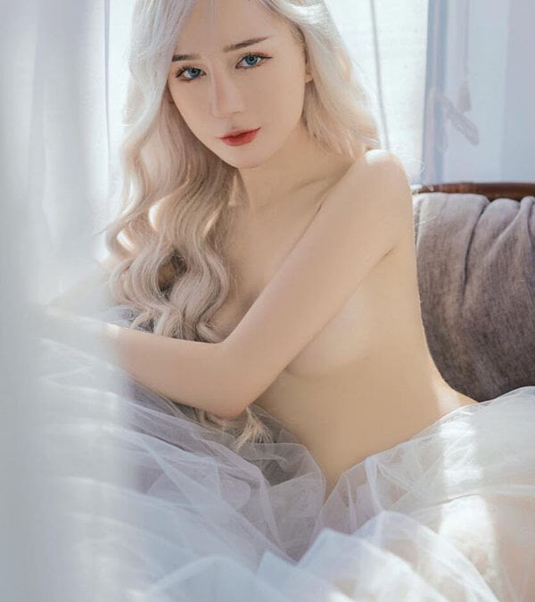 ruby8302 from stripchat
