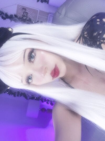 SophieHill_gh Female Oilshow Live Cam Nude
