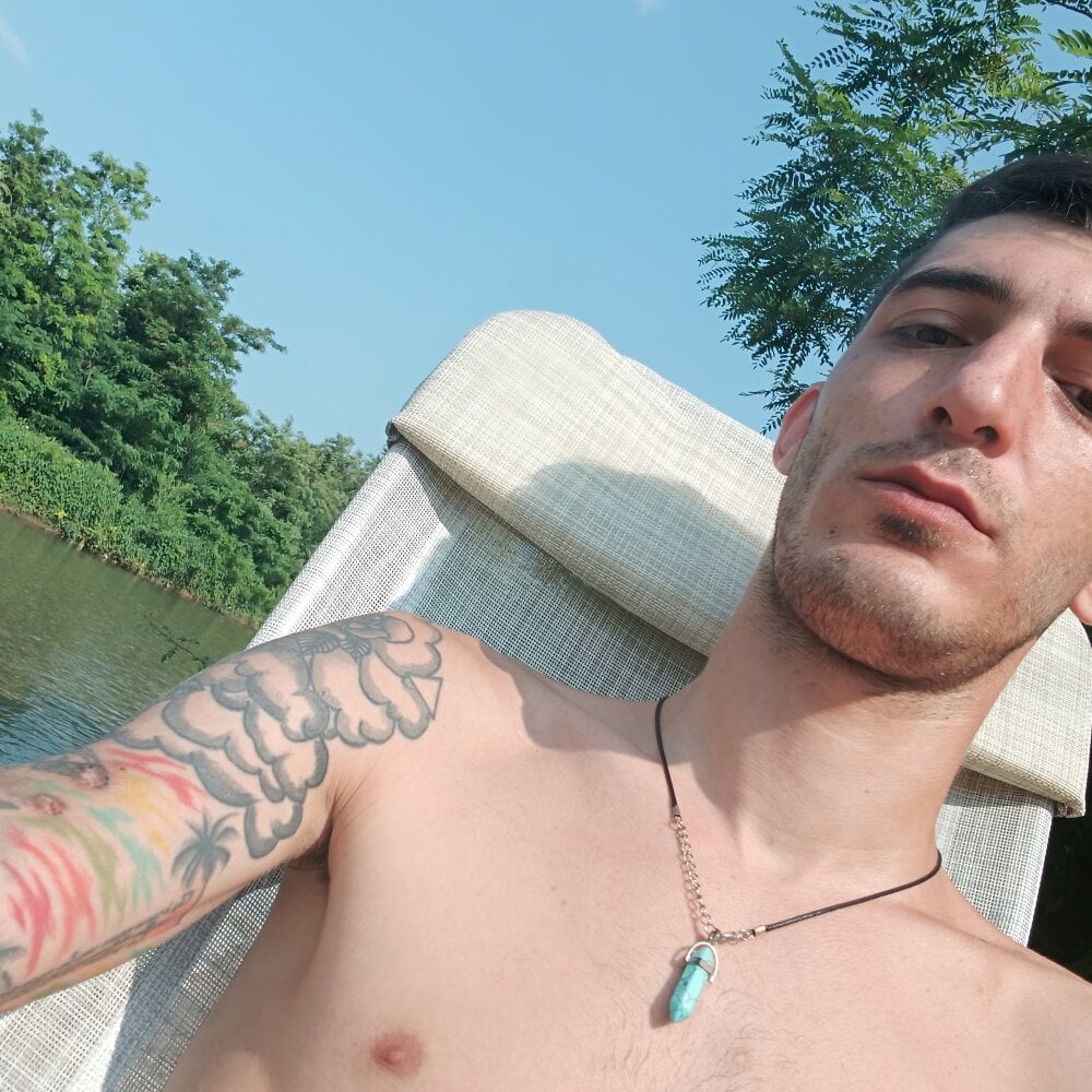 psyleo770 from stripchat