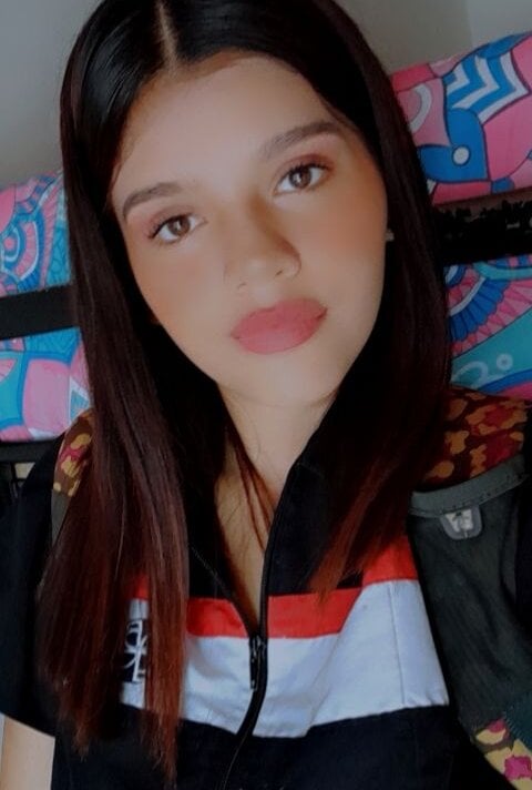 _Mia_rouse_18 profile