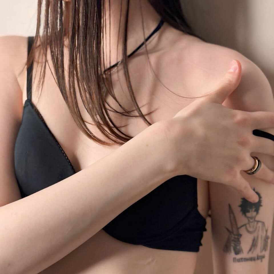 rudecam.live kiraazata livesex profile in white-hair cams