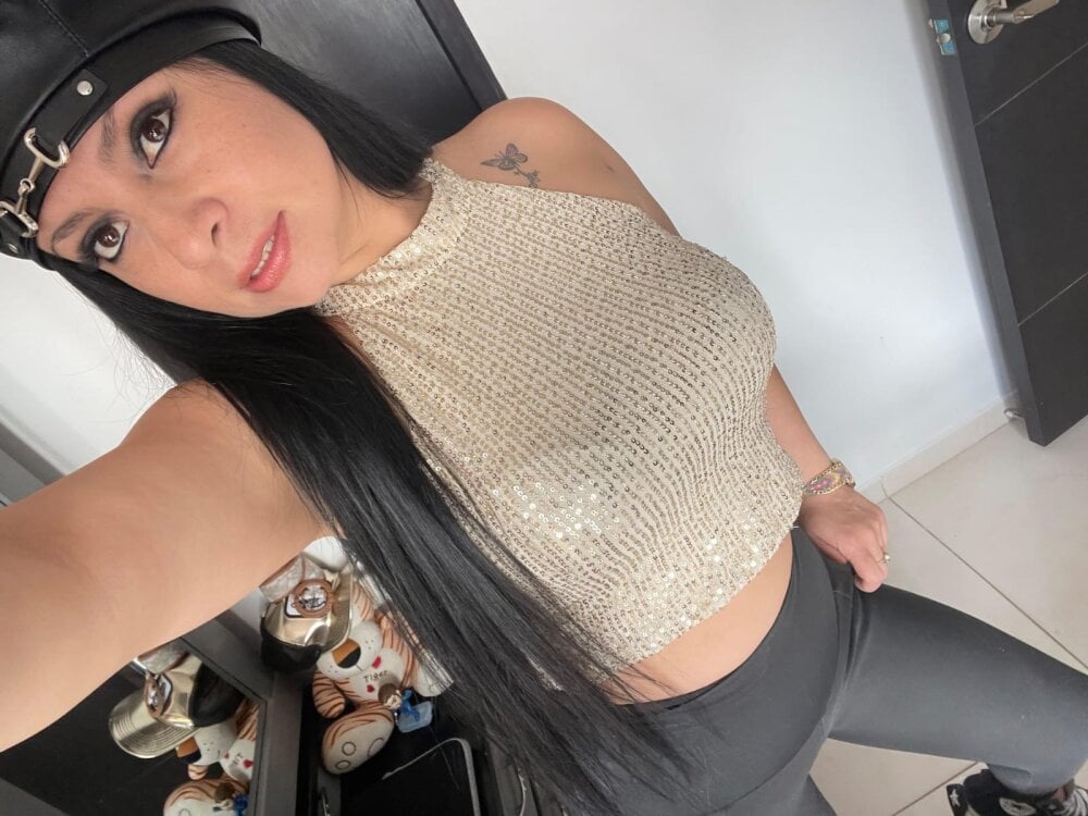 dayana_b_ from stripchat