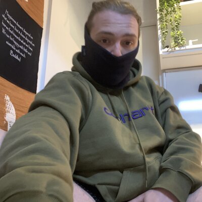 Masked-dicklove