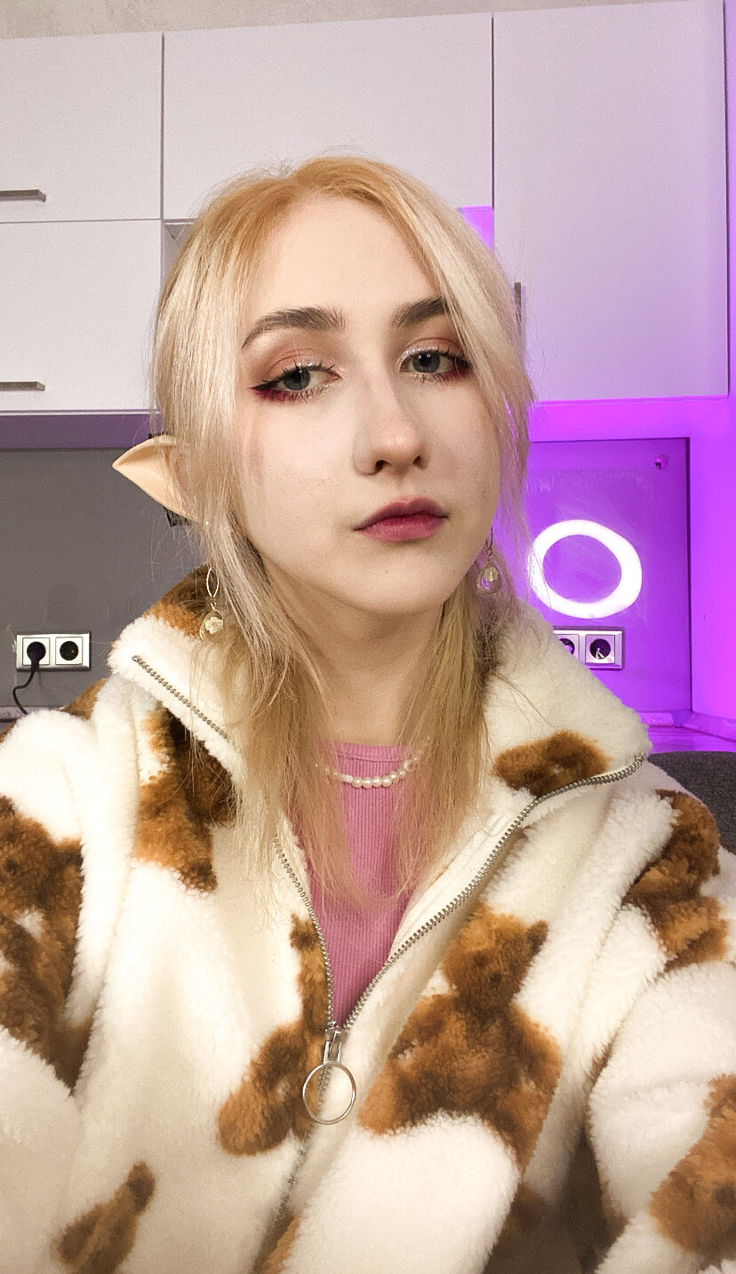 Anna_live