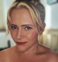 Model FilthyCuteOlivia