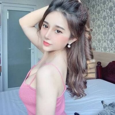 Jennybae23 on StripChat