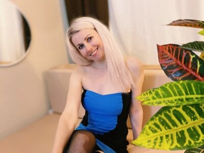 lorariser from stripchat