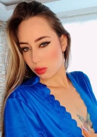juanita_olsen's Offline Chat Room