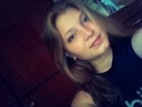 Cass_Betsy Adlı Modelin Çevrimdışı Sohbet Odası