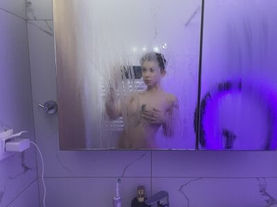 Marley_Queen - interactive toys young