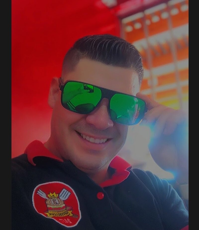 soyalejooficial's Offline XXX Chat