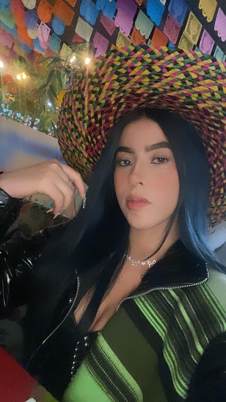 AlaiaPinkk