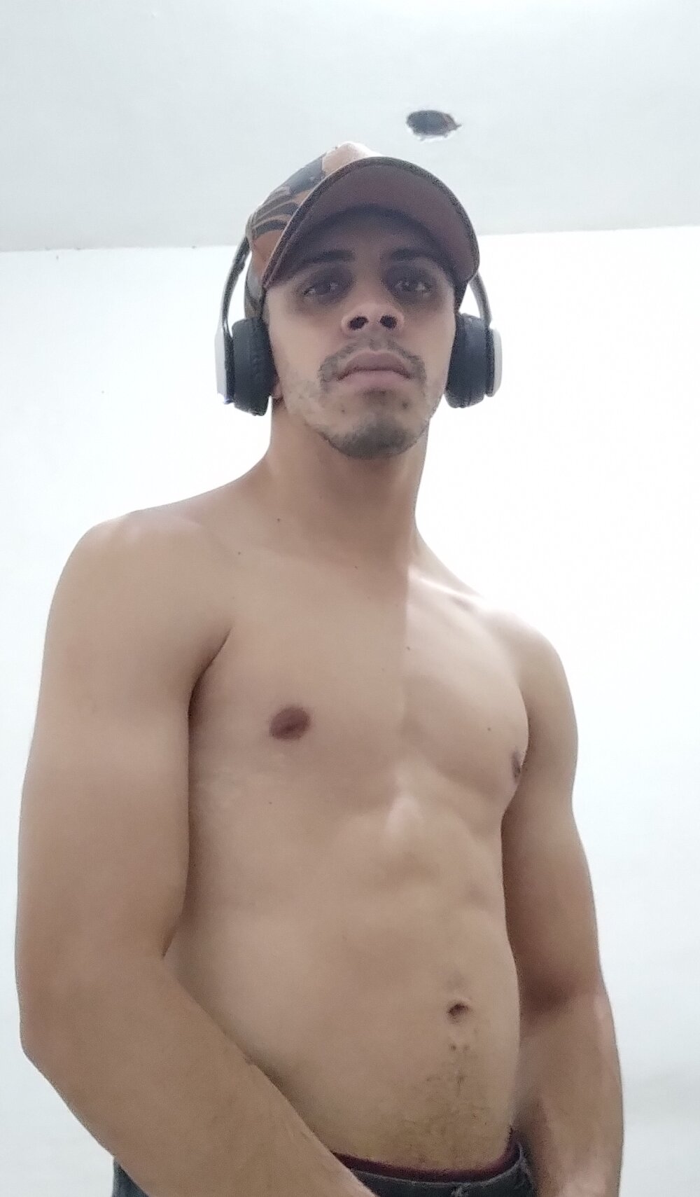 Guerreiro17cm's most recent online preview